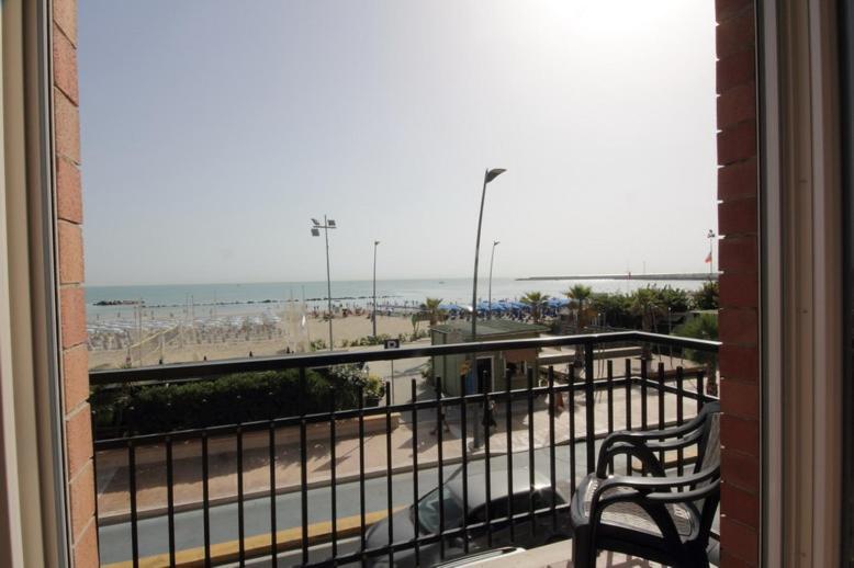 Belo Horizonte Bed & Breakfast Civitanova Marche Exterior foto